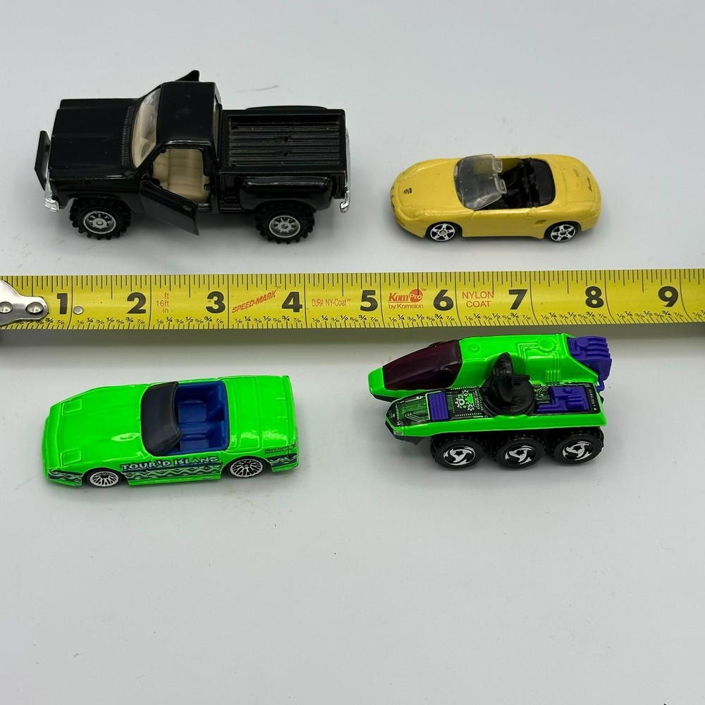 Maisto Chevy 4x4 Porsche Boxster Hot Wheels 1988 Radar Ranger Corvette Green